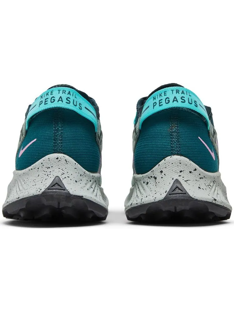 Кроссовки Nike Wmns Pegasus Trail 2 'Spiral Sage Atomic Teal' — изображение 6 из 8, зеленый