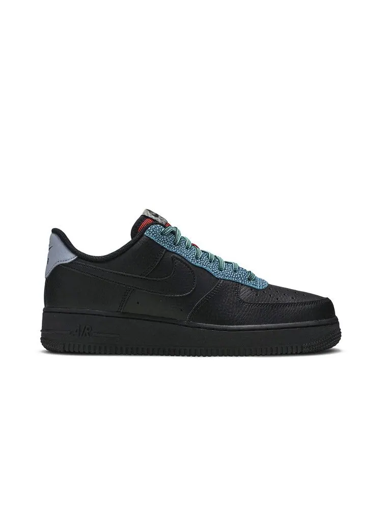Кроссовки Nike Air Force 1 '07 LV8 4 'Black Obsidian Mist' — изображение 2 из 9, черный/черный