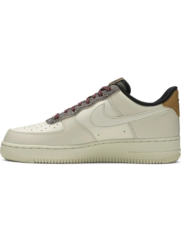 Кроссовки Nike Air Force 1 '07 LV8 'Fossil' — изображение 3 из 8, загар