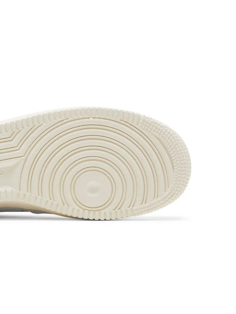 Кроссовки Nike Air Force 1 Jewel 'Home & Away - Concord' — изображение 6 из 9, белый//красный