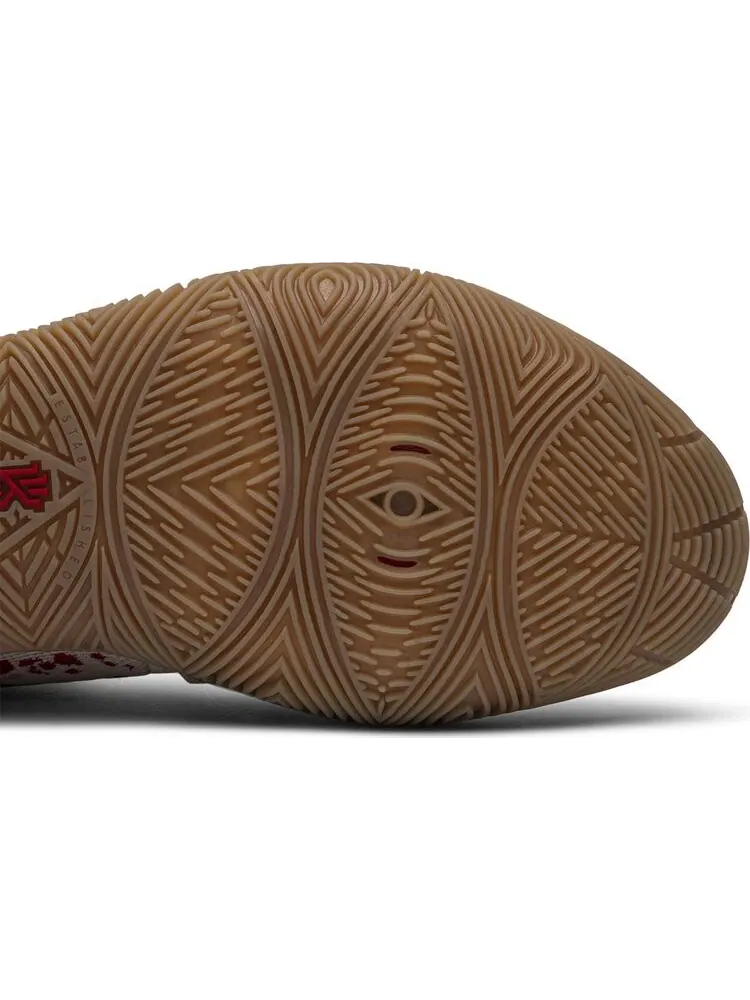 Кроссовки Nike Bandulu x Kyrie 5 'Embroidered Splatters' — изображение 5 из 8, бежевый