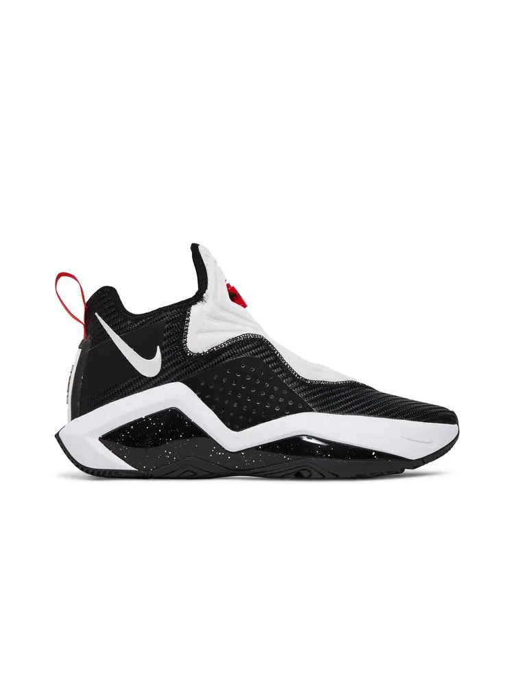 Кроссовки LeBron Soldier 14 'Black White' — изображение 1 из 8, белый