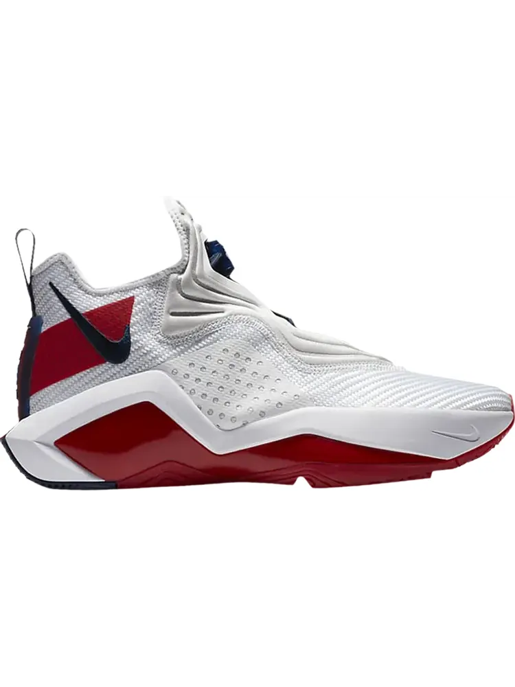 Кроссовки Nike LeBron Soldier 14 'USA' — изображение 1 из 1, белый