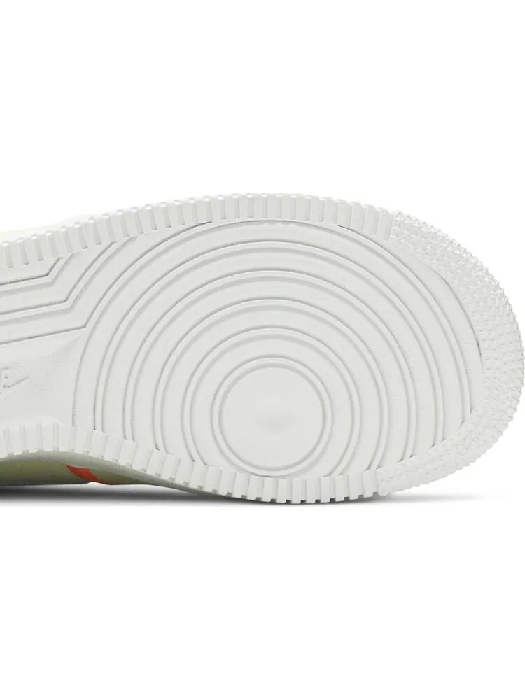 Кроссовки Nike Wmns Air Force 1 '07 Low LX 'Stitched Canvas - Life Lime' — изображение 5 из 8, желтый