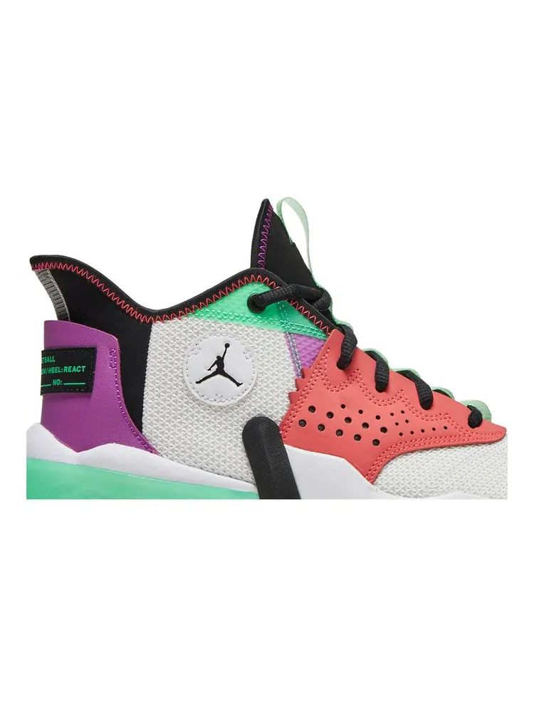 Кроссовки Jordan React Elevation 'White Hyper Violet' — изображение 2 из 8, белый фиолетовый