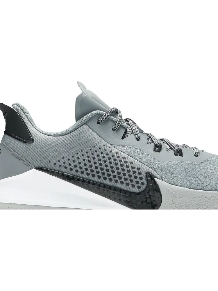Кроссовки Nike Mamba Fury Team 'Cool Grey' — изображение 2 из 8, серый