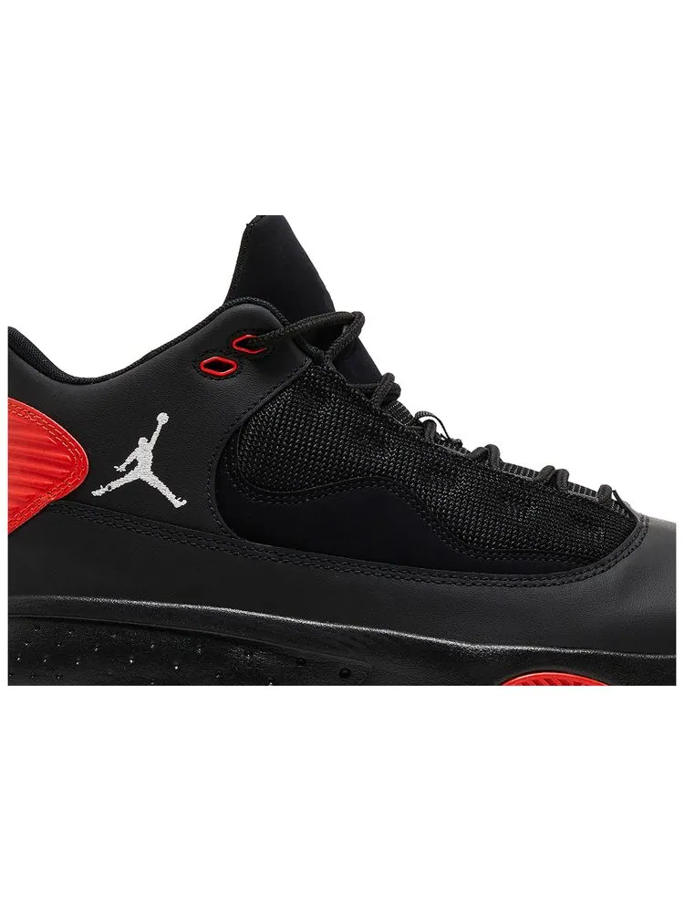 Кроссовки Air Jordan Jordan Max Aura 2 'Bred' — изображение 2 из 8, черный