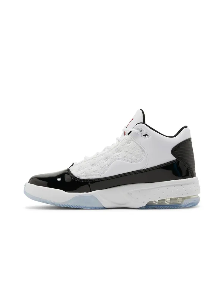 Кроссовки Jordan Max Aura 2 'White Gym Red' — изображение 3 из 8, белый красный