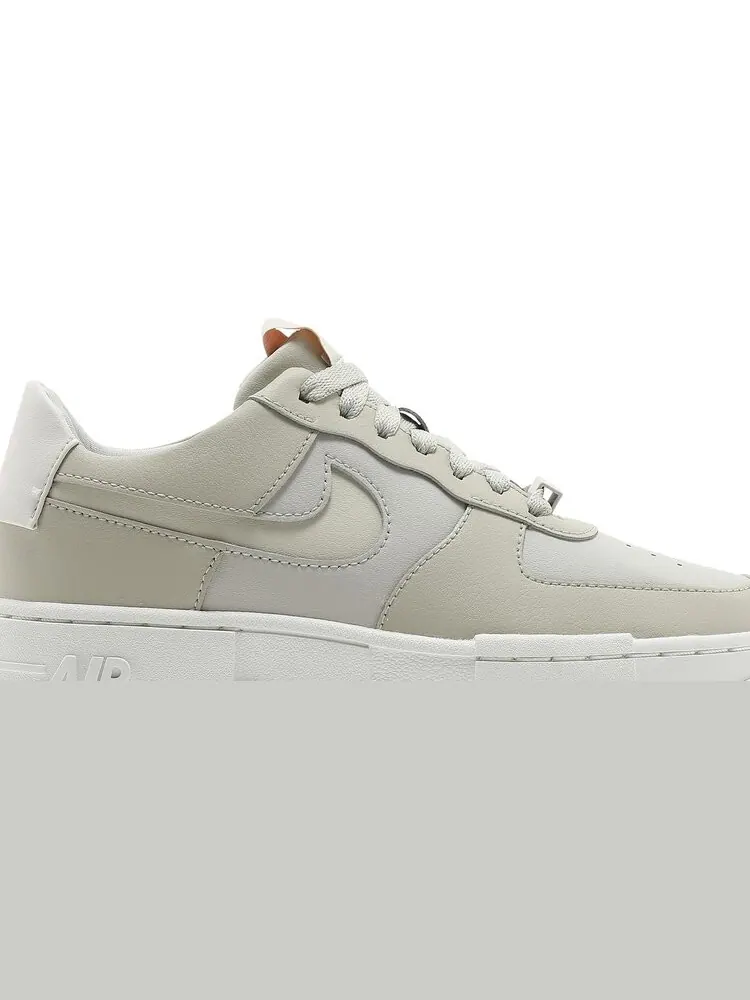 Кроссовки Nike Wmns Air Force 1 Pixel 'Light Stone' — изображение 2 из 8, бежевый