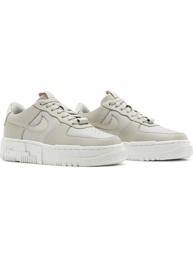 Кроссовки Nike Wmns Air Force 1 Pixel 'Light Stone' — изображение 8 из 8, бежевый
