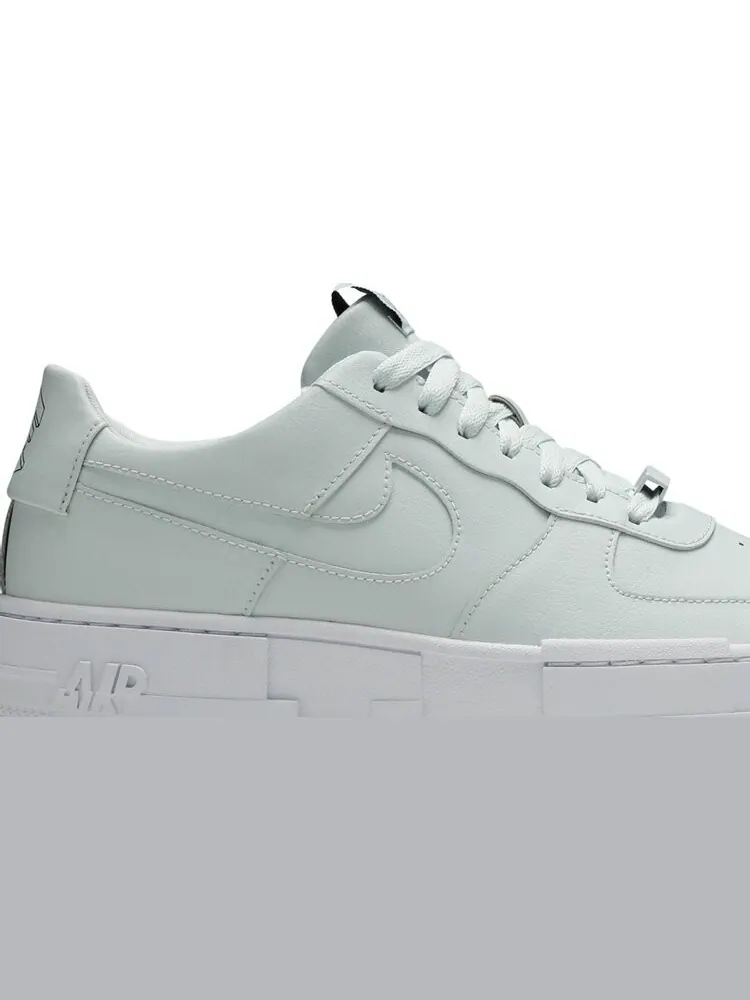 Кроссовки Nike Wmns Air Force 1 'Pixel Ghost Aqua' — изображение 2 из 8, бирюзовый