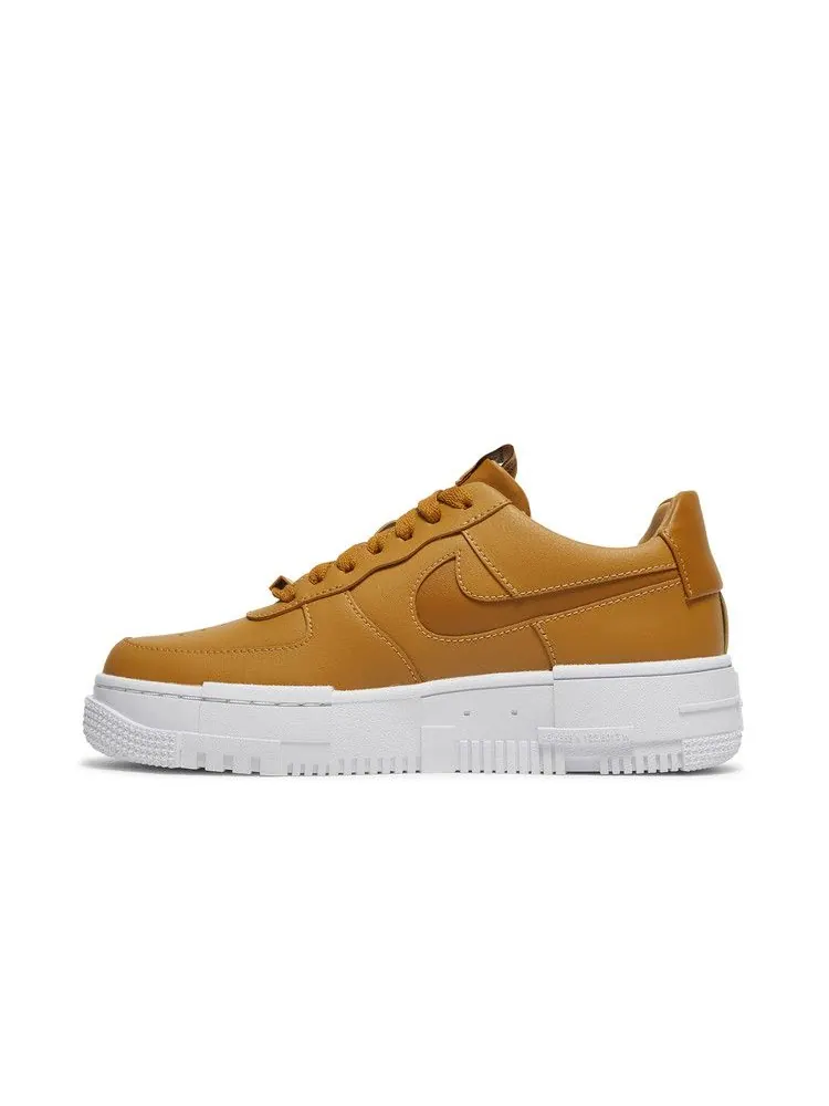 Кроссовки Nike Wmns Air Force 1 Pixel 'Wheat' — изображение 4 из 9, белый