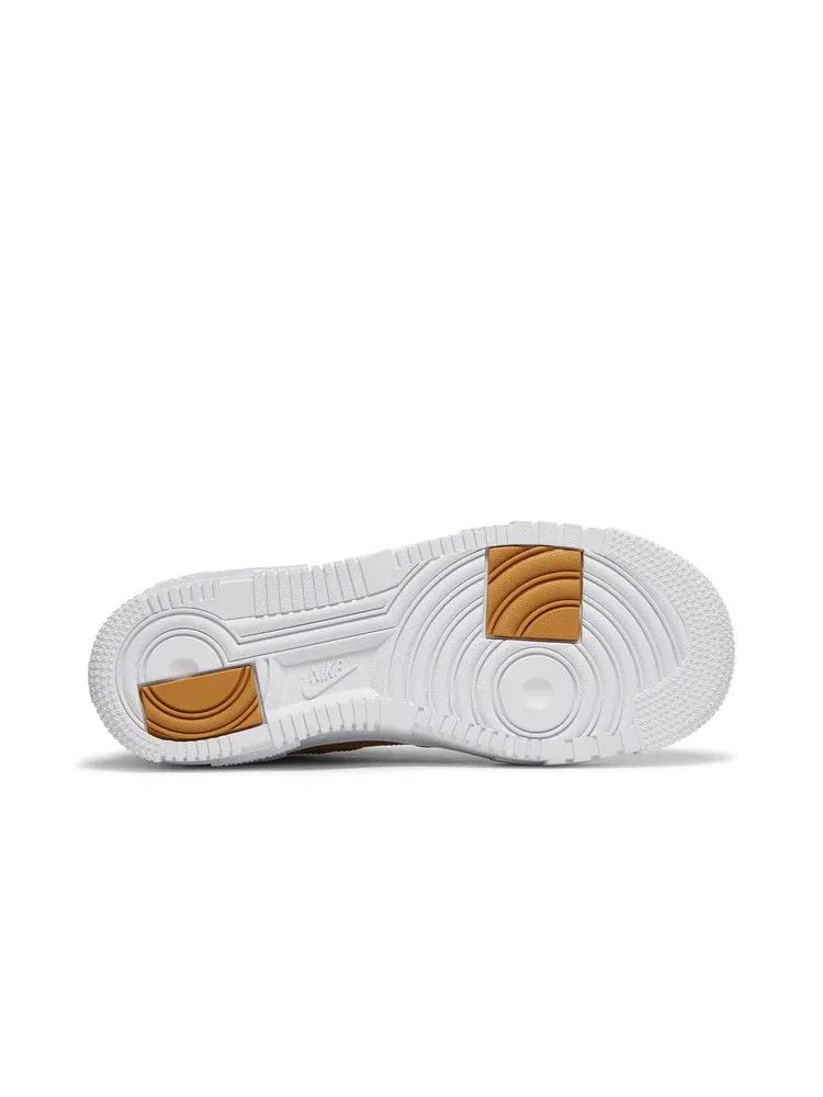 Кроссовки Nike Wmns Air Force 1 Pixel 'Wheat' — изображение 5 из 9, белый