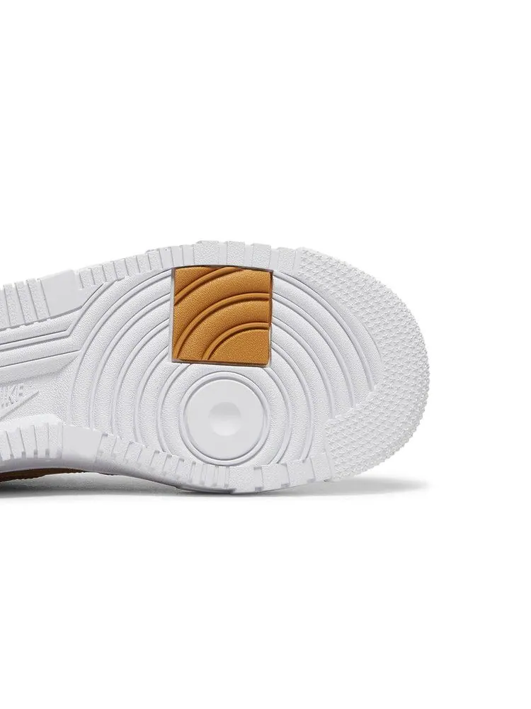 Кроссовки Nike Wmns Air Force 1 Pixel 'Wheat' — изображение 6 из 9, белый