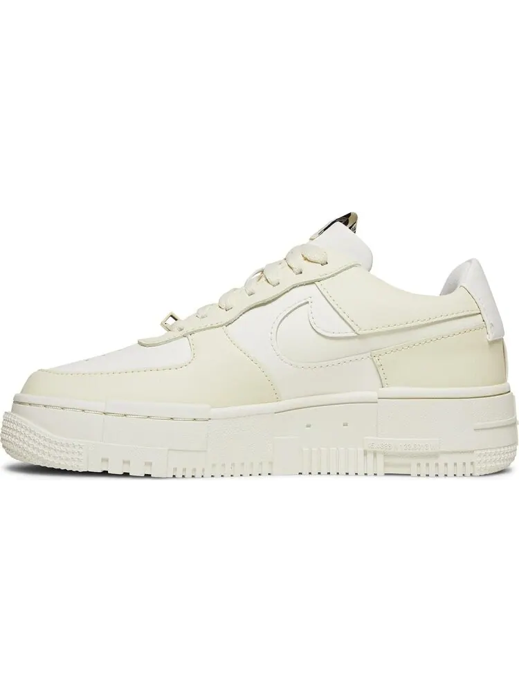 Кроссовки Nike Wmns Air Force 1 Pixel 'Cashmere' — изображение 3 из 8, бежевый