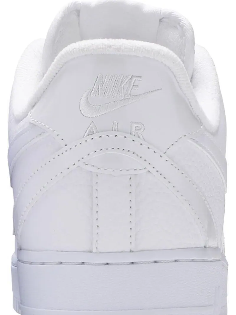 Кроссовки Nike Air Force 1 '07 LV8 'Misplaced Swoosh - Triple White' — изображение 7 из 8, белый
