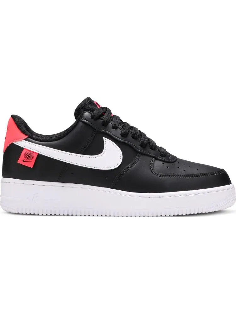 Кроссовки Nike Air Force 1 '07 Low 'Worldwide Pack - Black Flash Crimson' — изображение 1 из 8, черный