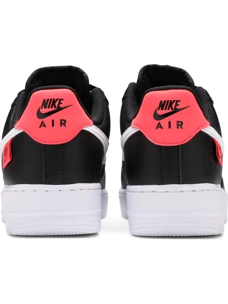 Кроссовки Nike Air Force 1 '07 Low 'Worldwide Pack - Black Flash Crimson' — изображение 6 из 8, черный