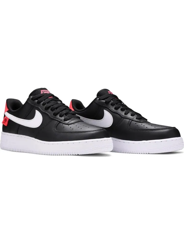 Кроссовки Nike Air Force 1 '07 Low 'Worldwide Pack - Black Flash Crimson' — изображение 8 из 8, черный