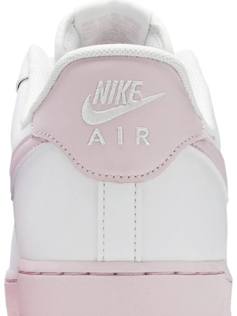 Кроссовки Nike Air Force 1 '07 Low 'White Pink Sole' — изображение 7 из 8, белый