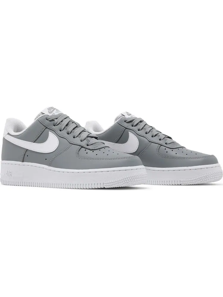Кроссовки Nike Air Force 1 Low 'Wolf Grey' — изображение 8 из 8, серый