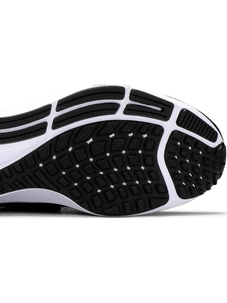 Кроссовки Nike Air Zoom Pegasus 37 FlyEase 'Black White' — изображение 5 из 8, черный