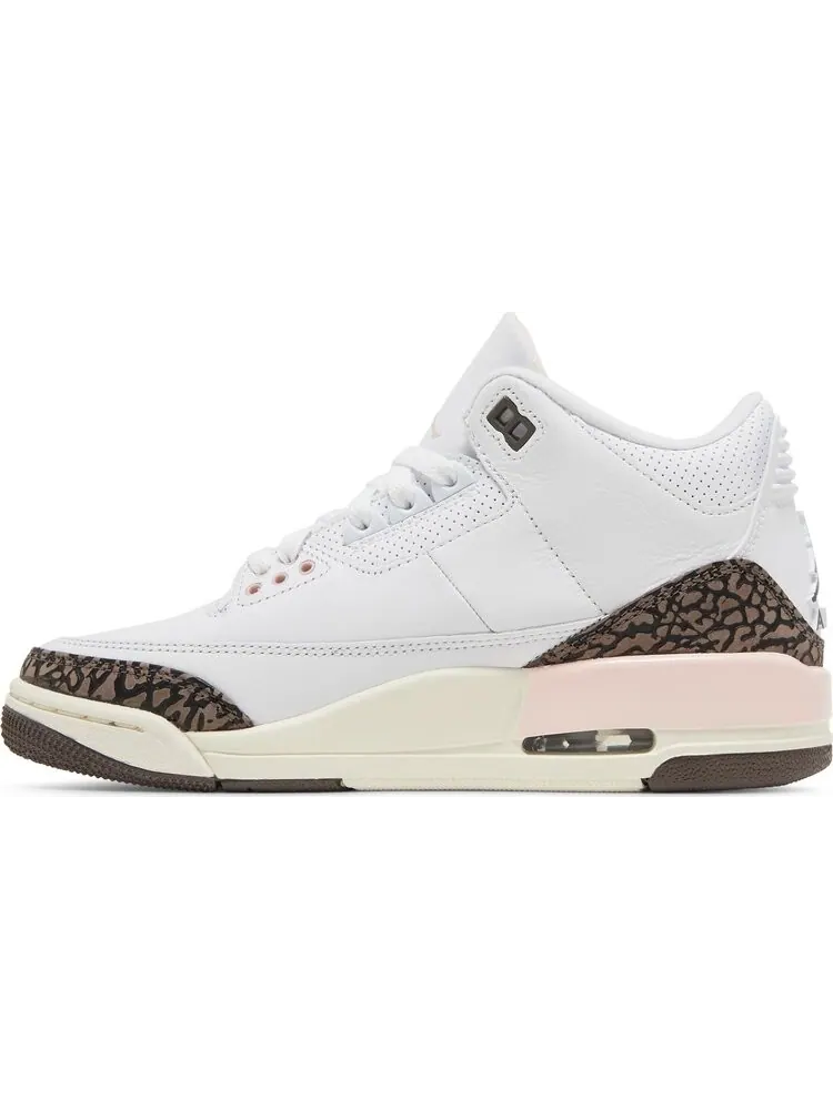 Кроссовки Wmns Air Jordan 3 Retro Neapolitan — изображение 3 из 10, белый