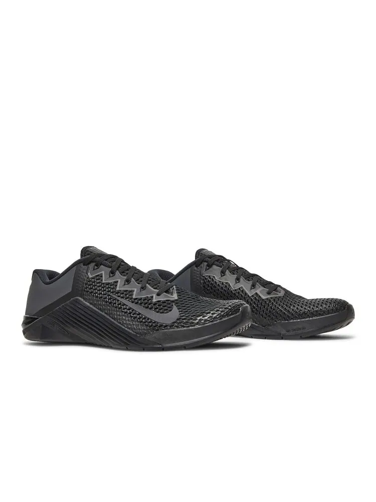 Кроссовки Metcon 6 'Black Anthracite' — изображение 8 из 8, черный