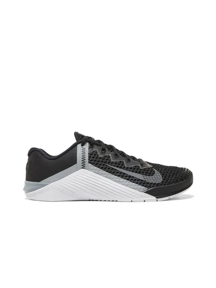Кроссовки Metcon 6 'Black Iron Grey' — изображение 1 из 8, черный серый