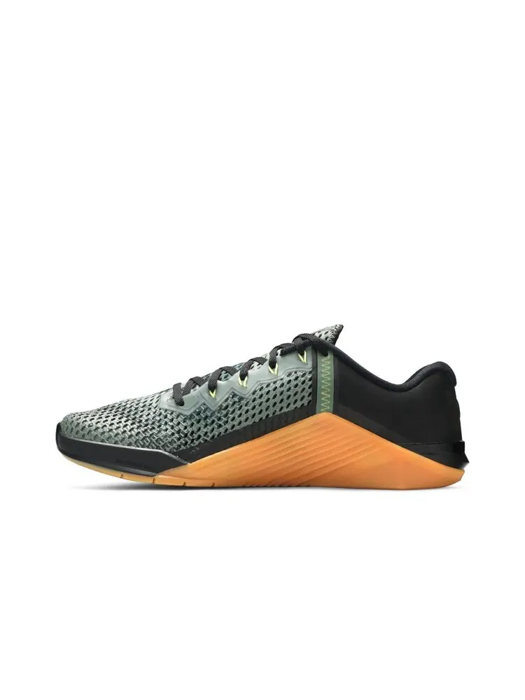 Кроссовки Nike Metcon 6 — изображение 3 из 4, черный