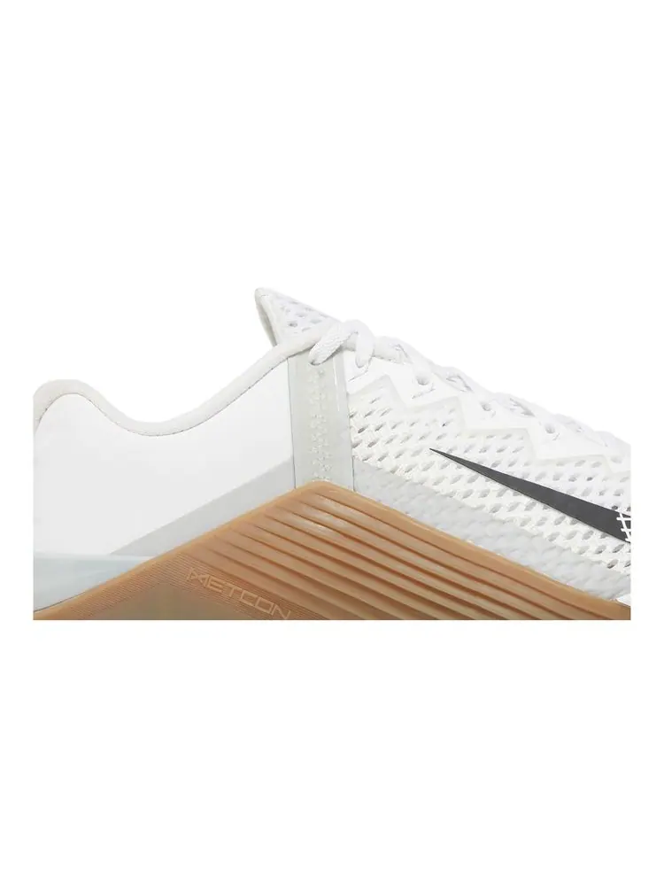 Кроссовки Metcon 6 'White Gum Dark Brown' — изображение 2 из 8, белый темный коричневый