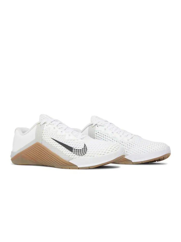 Кроссовки Metcon 6 'White Gum Dark Brown' — изображение 8 из 8, белый темный коричневый