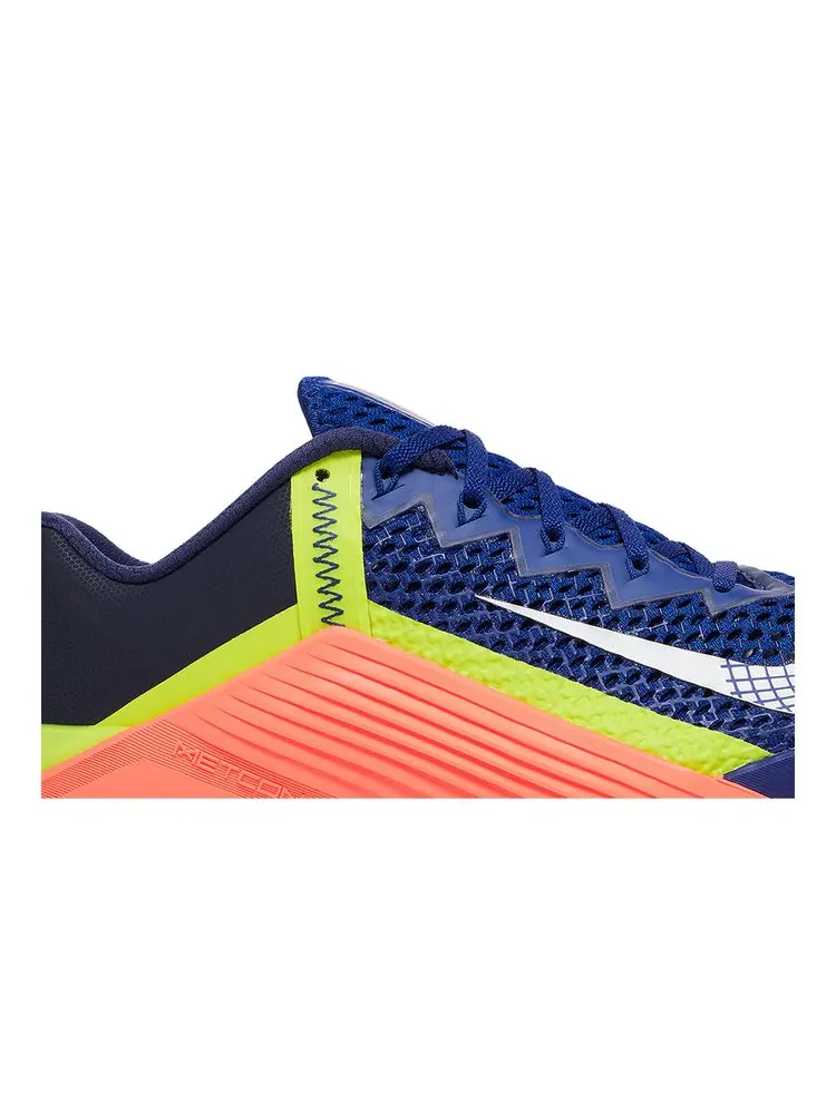 Кроссовки Metcon 6 'Deep Royal Blue Bright Mango' — изображение 2 из 8, глубокий синий яркий