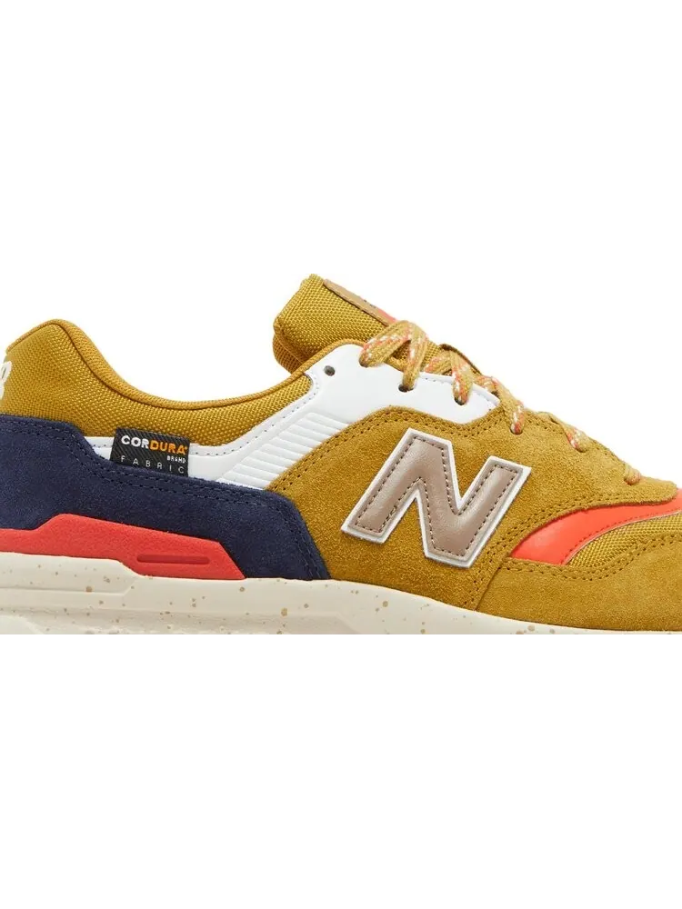 Кроссовки New Balance 997H 'Gold Moss' — изображение 2 из 8, коричневый