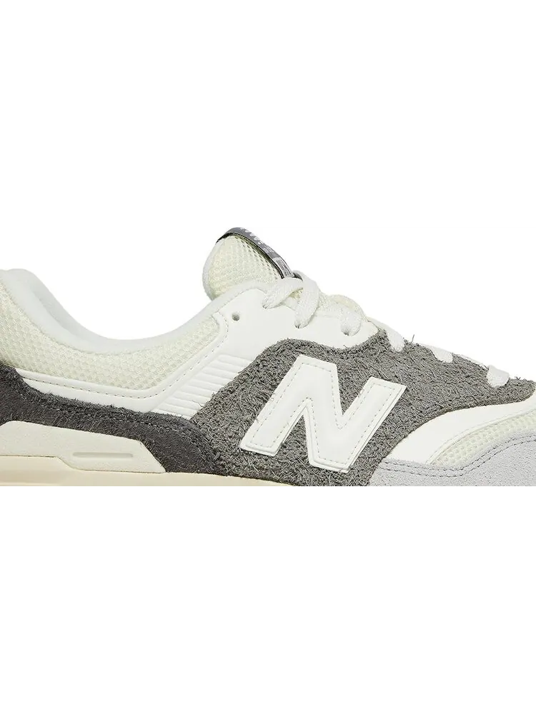 Кроссовки New Balance 997H 'Light Aluminum' — изображение 2 из 8, белый