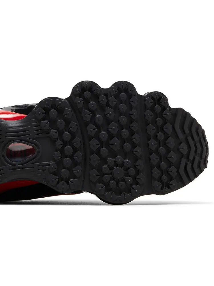 Кроссовки Nike Shox TL 'Black University Red' — изображение 5 из 9, черный