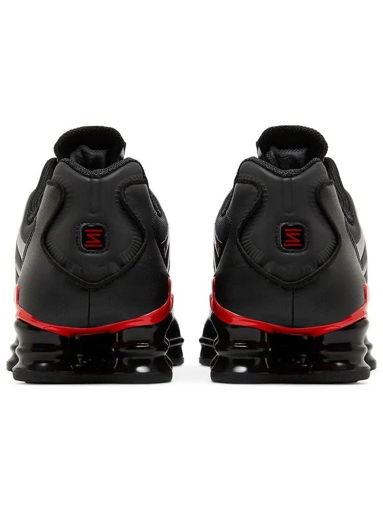 Кроссовки Nike Shox TL 'Black University Red' — изображение 6 из 9, черный