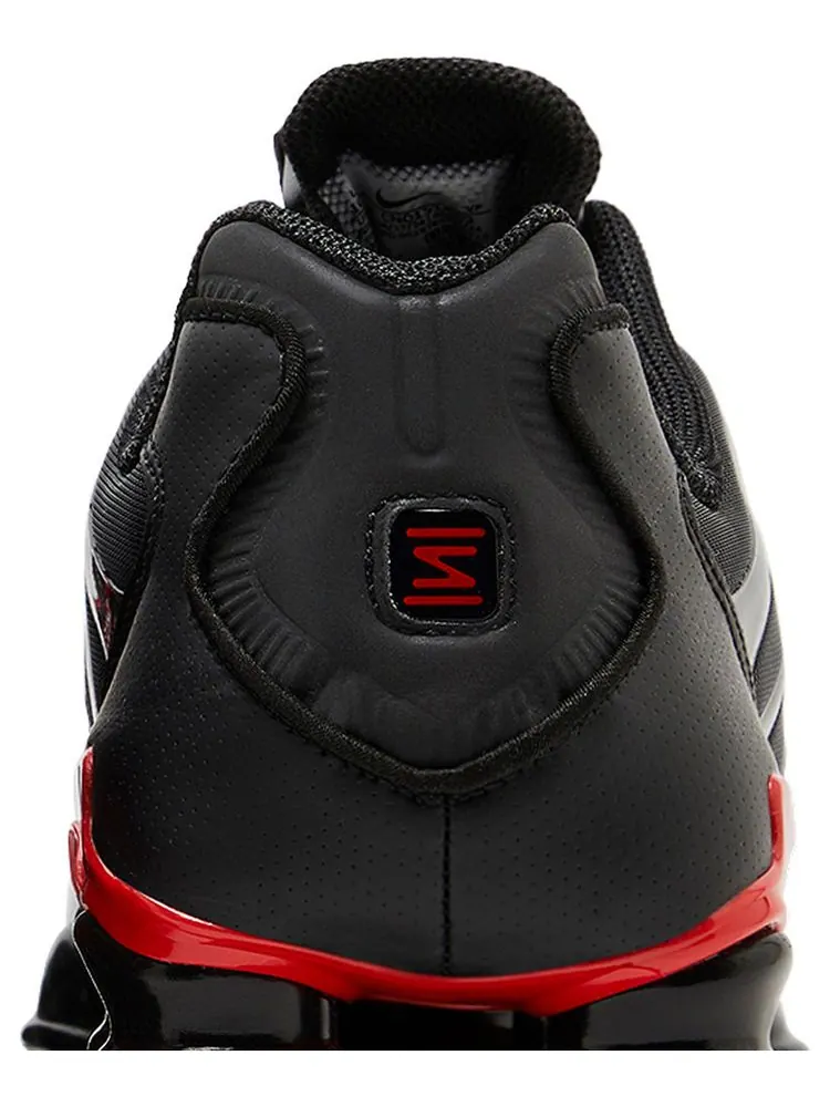 Кроссовки Nike Shox TL 'Black University Red' — изображение 7 из 9, черный