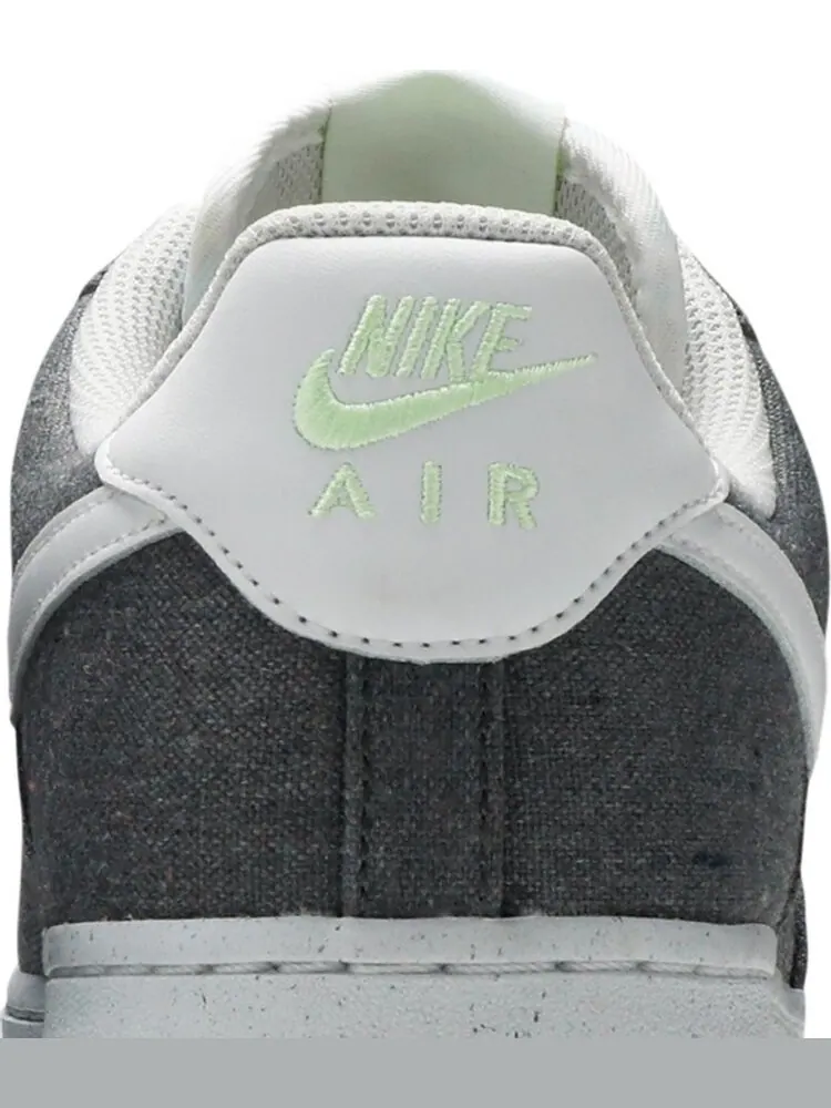 Кроссовки Nike Air Force 1 Low '07 'Recycled Canvas Pack - Iron Grey' — изображение 7 из 8, серый