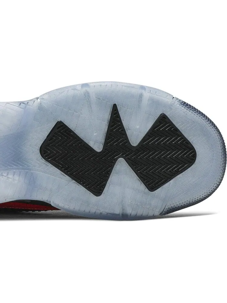 Кроссовки Jordan Mars 270 GS Paris Saint-Germain — изображение 5 из 8, красный