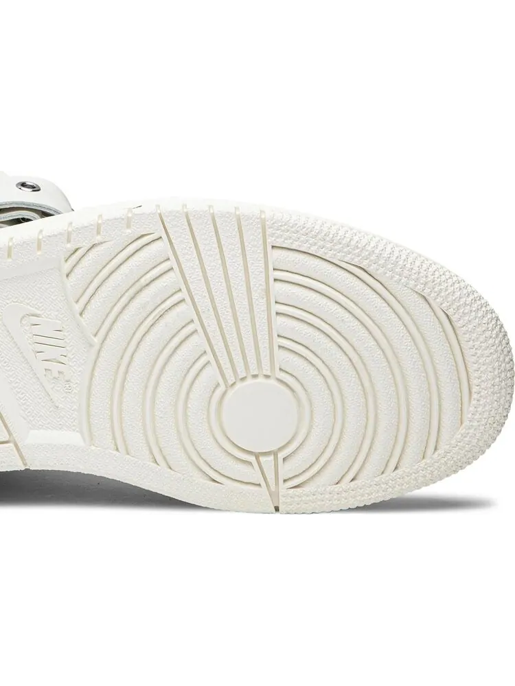 Кроссовки Comme des Garçons x Air Jordan 1 Retro Strap High White — изображение 5 из 8, белый