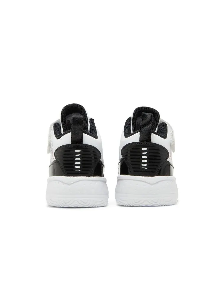 Кроссовки Air Jordan Jordan Max Aura 2 TD 'White Gym Red' — изображение 7 из 9, белый/черный/красный