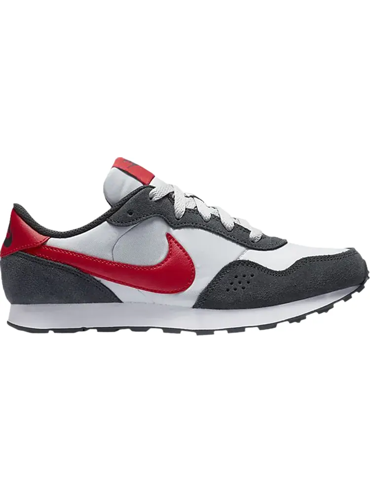 Кроссовки Nike MD Valiant GS 'Dark Grey University Red' — изображение 1 из 1, белый