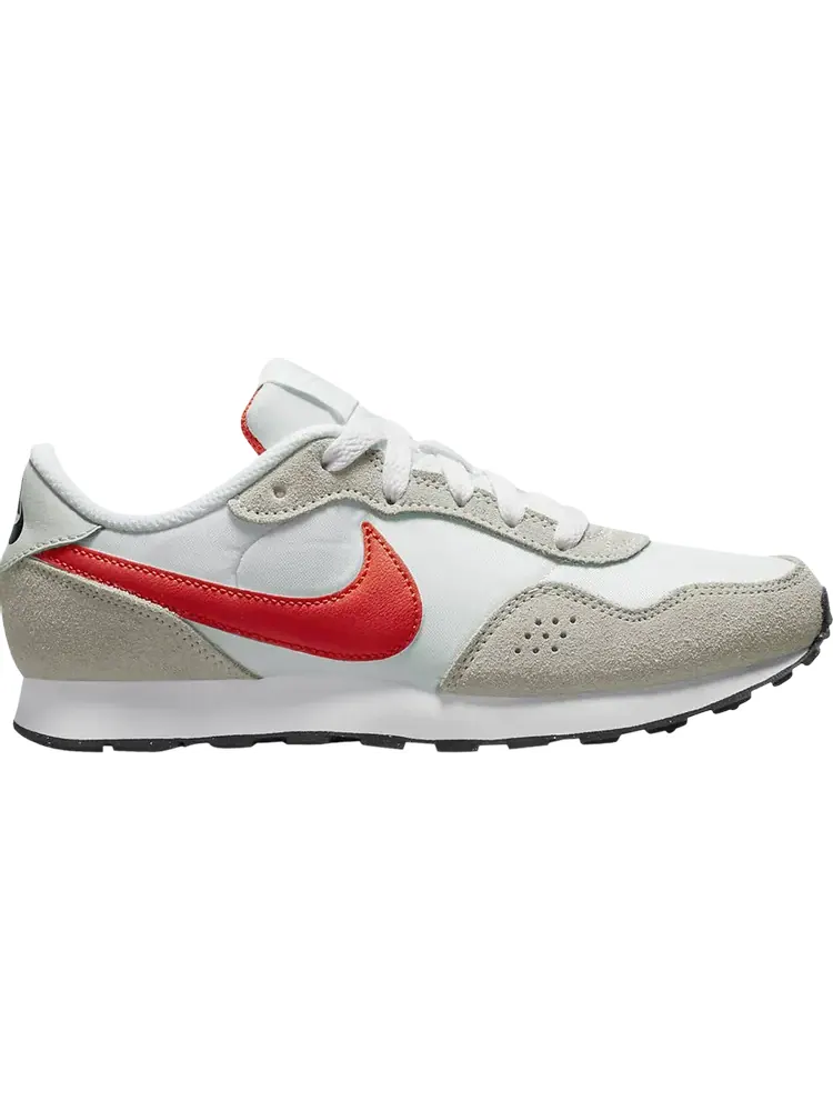 Кроссовки Nike MD Valiant GS 'Pure Platinum Picante Red' — изображение 1 из 1, белый