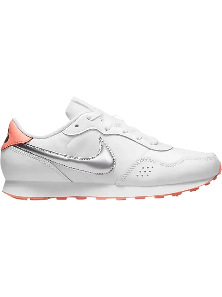 Кроссовки Nike MD Valiant GS 'White Metallic Silver' — изображение 1 из 1, белый