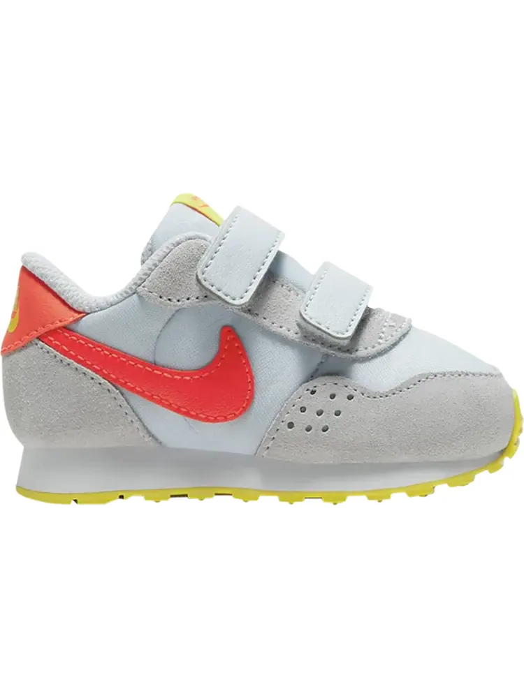 Кроссовки Nike MD Valiant TD 'Football Grey Bright Crimson' — изображение 1 из 1, серый