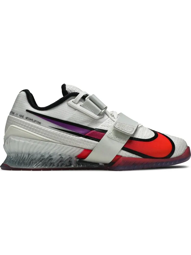 Кроссовки Nike Romaleos 4 SE 'Flash Crimson Aura' — изображение 1 из 8, белый