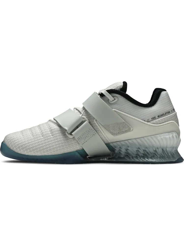 Кроссовки Nike Romaleos 4 SE 'Flash Crimson Aura' — изображение 3 из 8, белый