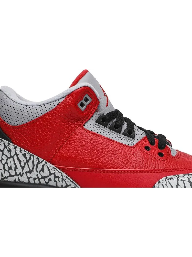 Кроссовки Air Jordan 3 Retro SE GS Unite — изображение 2 из 8, красный