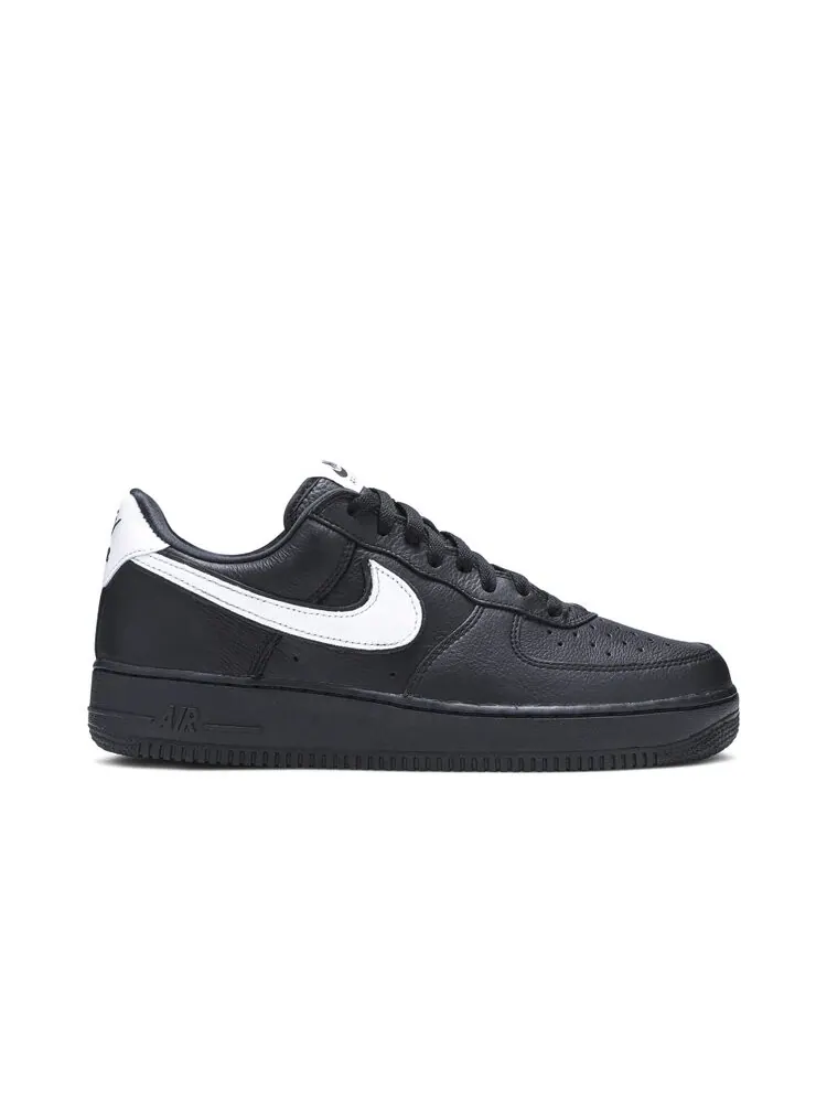 Кроссовки Nike Air Force 1 Low Retro QS — изображение 1 из 4, черный